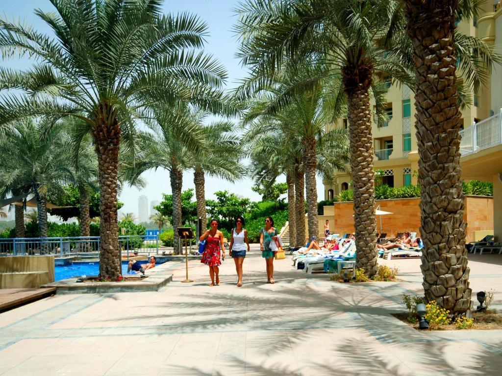 ドバイPalm Jumeirah Oceana Souther Towerアパートメント エクステリア 写真